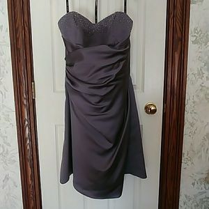 Alfred Angelo short formal dress Size 16